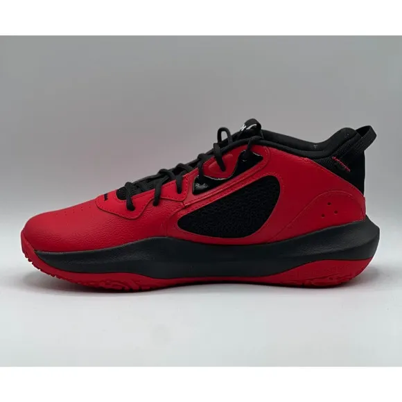 Under Armour Unisex Lockdown 6 Red Black Basketball Shoe