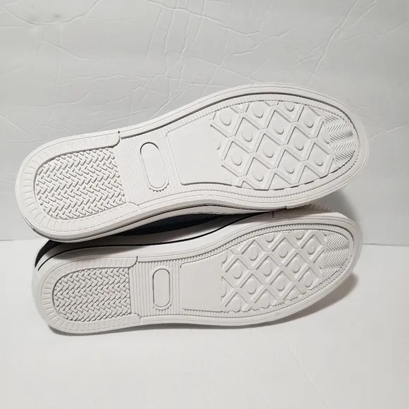 Unisex Adult Heart Teacher dark gray white shoes size M7.5/F10 EU 41 white sole