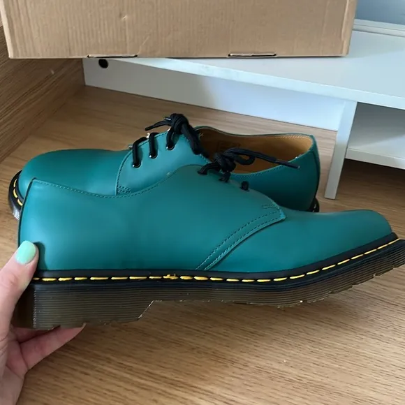 Unisex Dr. Martens 1461 Shoes in Teal Green Size Mens 10 Womens Size 11