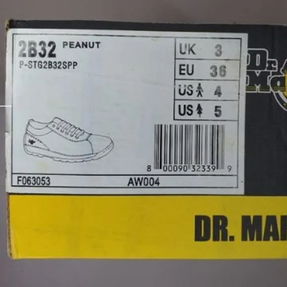 Unisex Dr. Martens Leather Shoes NEW