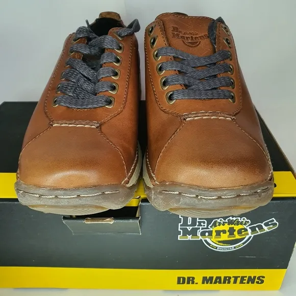 Unisex Dr. Martens Leather Shoes NEW