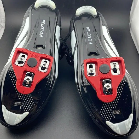 Unisex Peloton Exercise Cycling Shoes Size 40