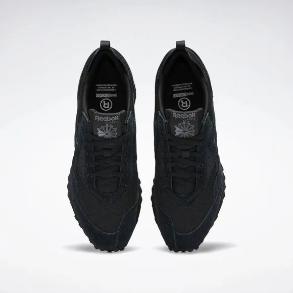 UNISEX Reebok LX2200 Running Shoes Triple Black GY1532