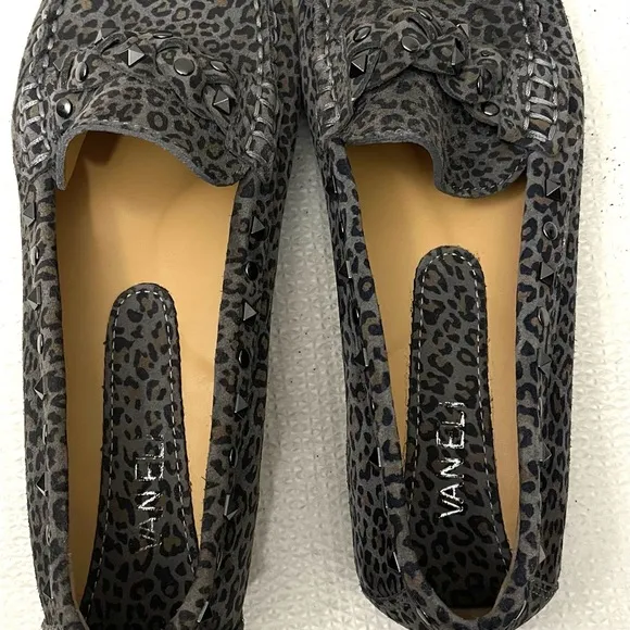 Van Eli Women’s Shoes Made In Italy Gray Jungle Print Metallic Studs Size 8.5