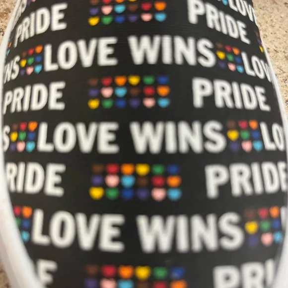 Vans Asher Pride Size5.5 Women’s Black Glitter Slip On Low Sneakers