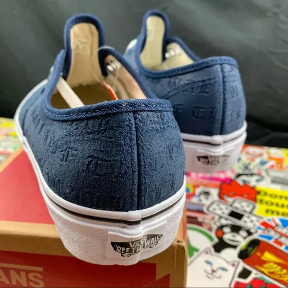Vans Authentic Deboss Logo Womens Various Sizes
