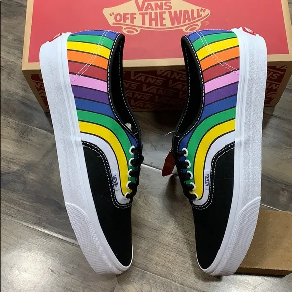 VANS AUTHENTIC Refract Black/True White/Multi WMNS