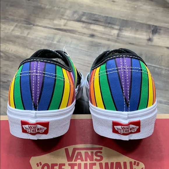 VANS AUTHENTIC Refract Black/True White/Multi WMNS