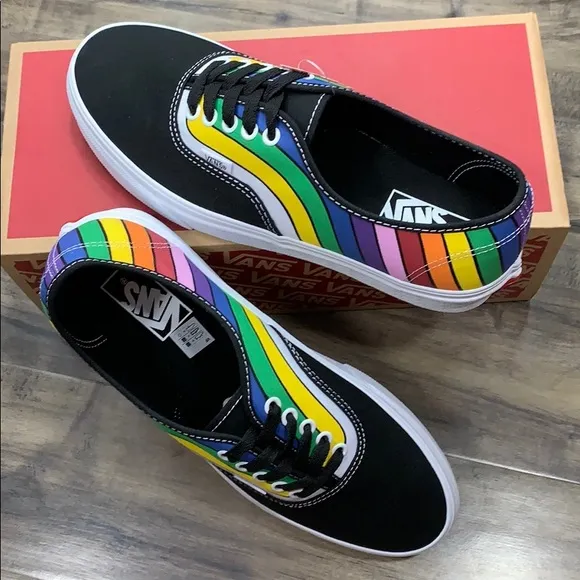 VANS AUTHENTIC Refract Black/True White/Multi WMNS