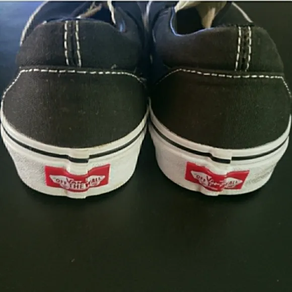 Vans Classic Black Slip On Shoes Unisex Men 8 Women 9.5