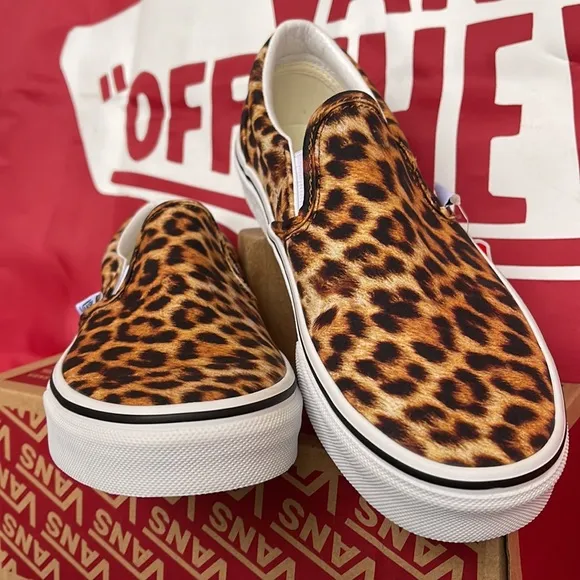 Vans Classic Slip-On(Leopard) Black/TruewhiteVNOA5A08316WMNS sneakers