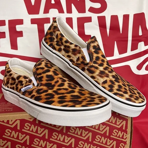 Vans Classic Slip-On(Leopard) Black/TruewhiteVNOA5A08316WMNS sneakers
