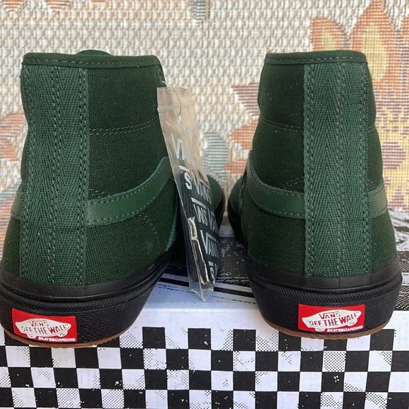Vans Crockett HighDark Green/BlackVNOA5JIG3MZWMNS sneakers