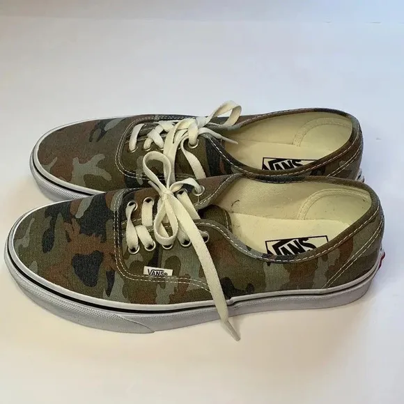 VANS Doheny Low Top Skate Shoes Camo Men’s 8.5 New