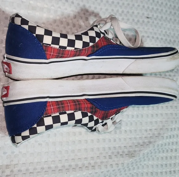 VANS EUC UNISEX SIZE YOUTH 6.5 CHECKERED OFF THE WALL SNEAKERS SHOES