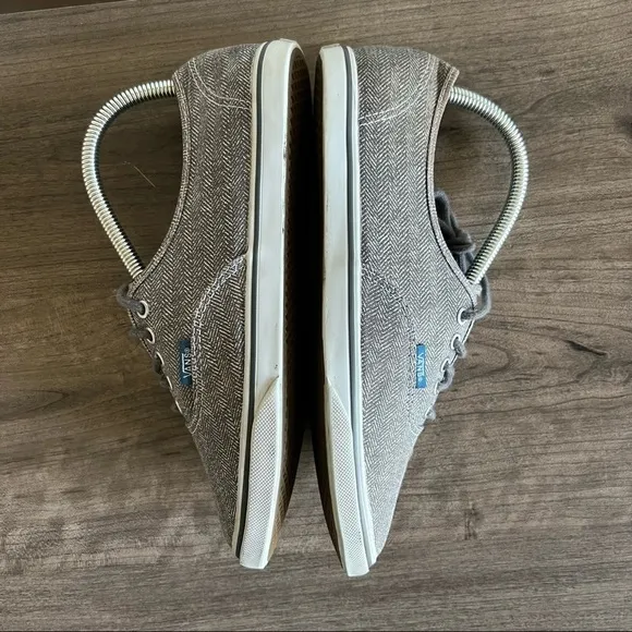 Vans Grey Tweed Unisex Deck Shoes Size 7 or 8.5 #869