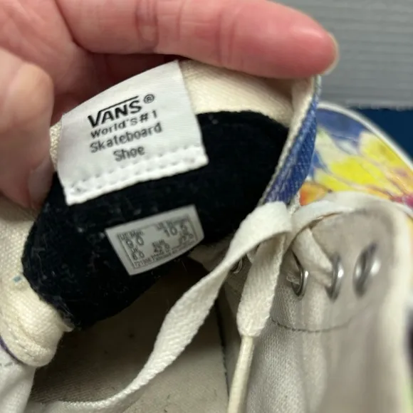 Vans hi top tie dye shoes men’s 9, women’s 10.5