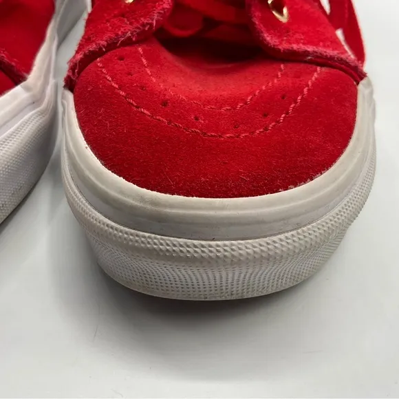 Vans Marvel Wonder Woman Size 7 Women’s Shoes Red Gold Blue White Earth 616 Skat