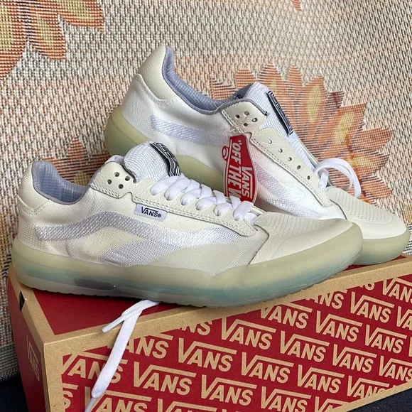 Vans Men’s Evdnt UltimatewafWhite/WhiteVN0A5DY7WWWSneakers