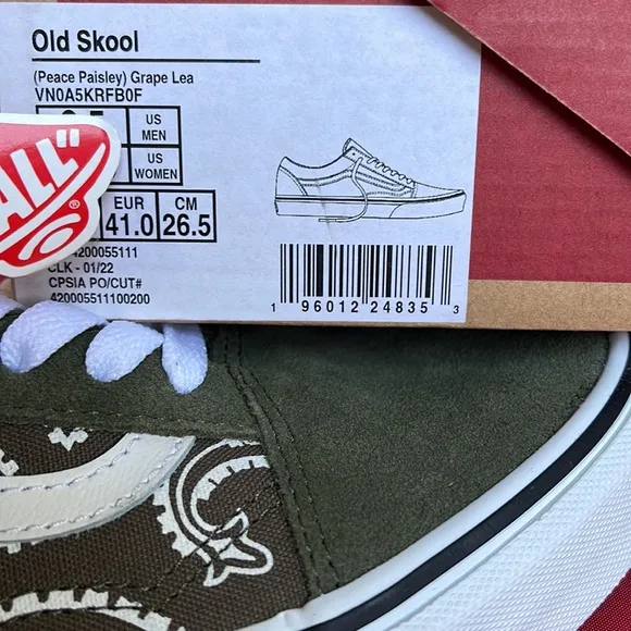 Vans Men’s Old Skool(Peace Paisley) Grape Leaf VN0A5KRFBOF sneakers