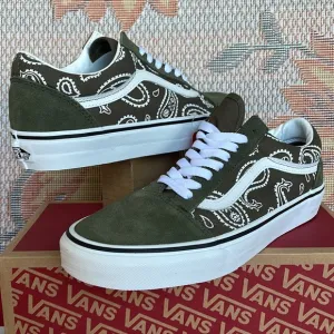 Vans Men’s Old Skool(Peace Paisley) Grape Leaf VN0A5KRFBOF sneakers