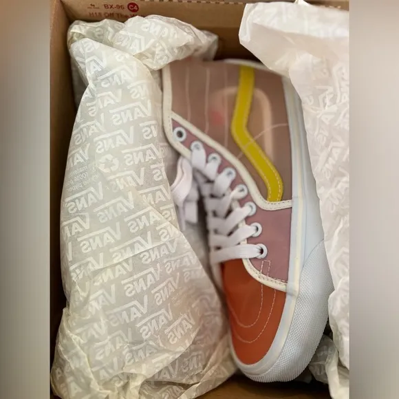 Vans NWT Unisex SK8-Hi Tapered Shoes in Sz 6.5 &amp; 7