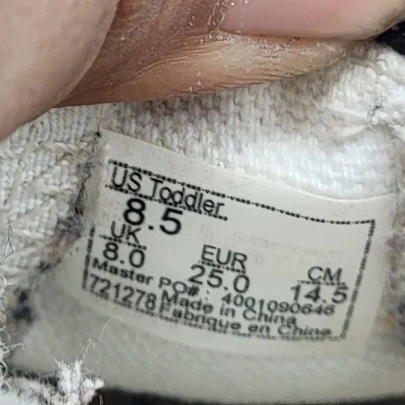 Vans Off The Wall Flour Shop By Amirah Kassem Toddler 8.5 White Casual Shoes