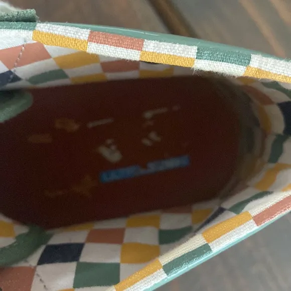 VANS Off the Wall Size 10 Skate Shoes