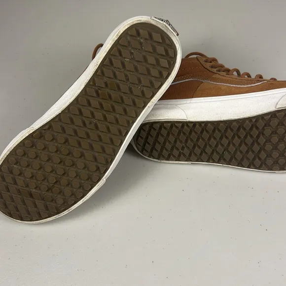 Vans Off the Wall SK8-Hi MTE DX EUC Like New!
