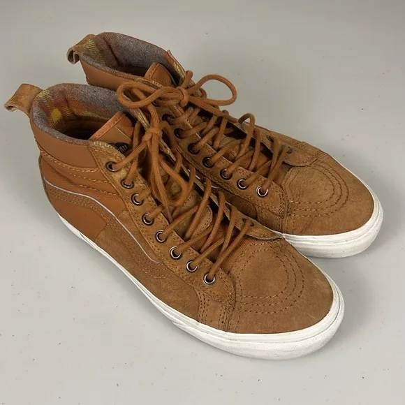 Vans Off the Wall SK8-Hi MTE DX EUC Like New!