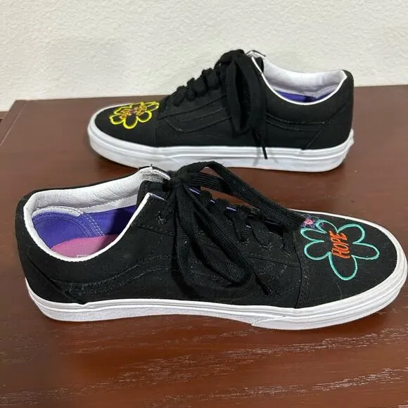Vans Old Skool Cultivate Care Black Embroidered Skate Shoes Size 9.5