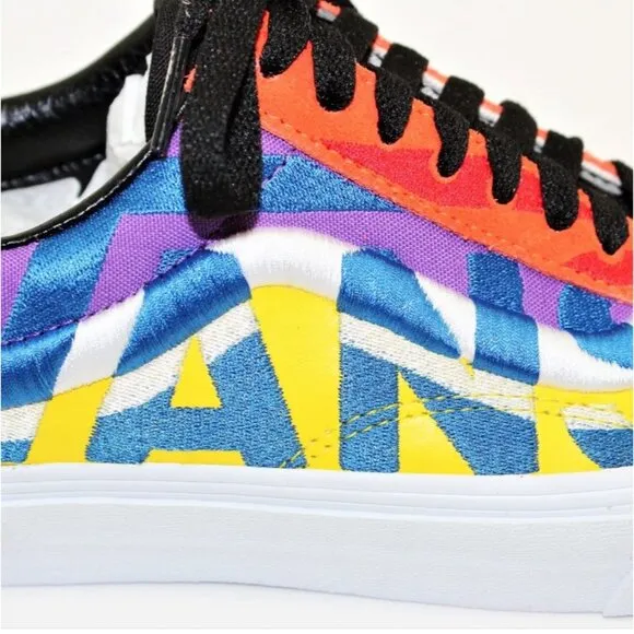 Vans Old Skool Embroidered Logo Sneaker Size 10.5 M / 12 W (Unisex)