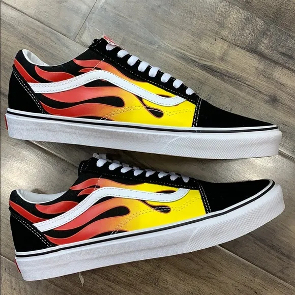 VANS OLD SKOOL FLAME black/black true white wmns