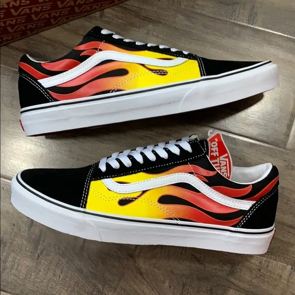 VANS OLD SKOOL FLAME black/black true white wmns