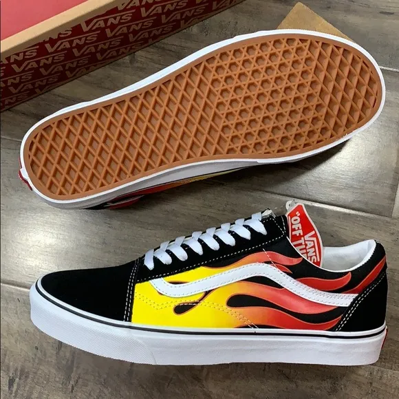 VANS OLD SKOOL FLAME black/black true white wmns