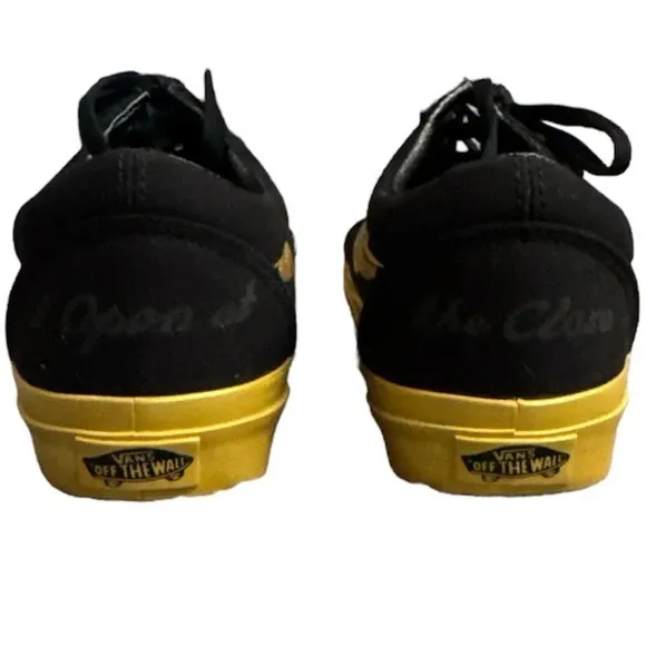 Vans Old Skool Harry Potter Golden Snitch sneakers NWOT - Men’s 5.5/ Women’s 7