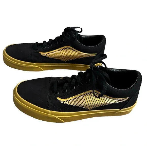 Vans Old Skool Harry Potter Golden Snitch sneakers NWOT - Men’s 5.5/ Women’s 7