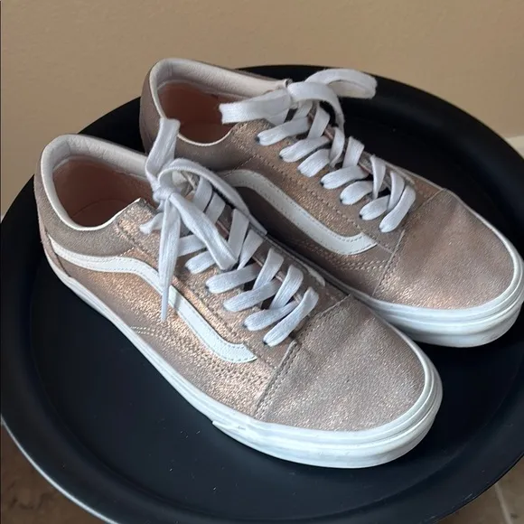 VANS Old Skool Rose Gold Sneakers – Size 7.5 (Metallic Finish)