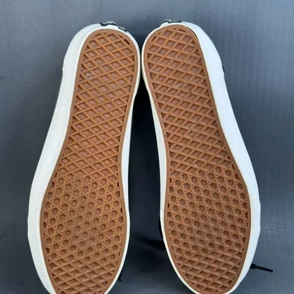 VANS Old Skool sneaker shoes men’s size 12