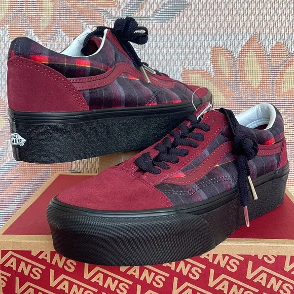 Vans Old Skool Stacked Velvet Plaid Port/BlackVNOA7Q5M02YWMNS Platforms