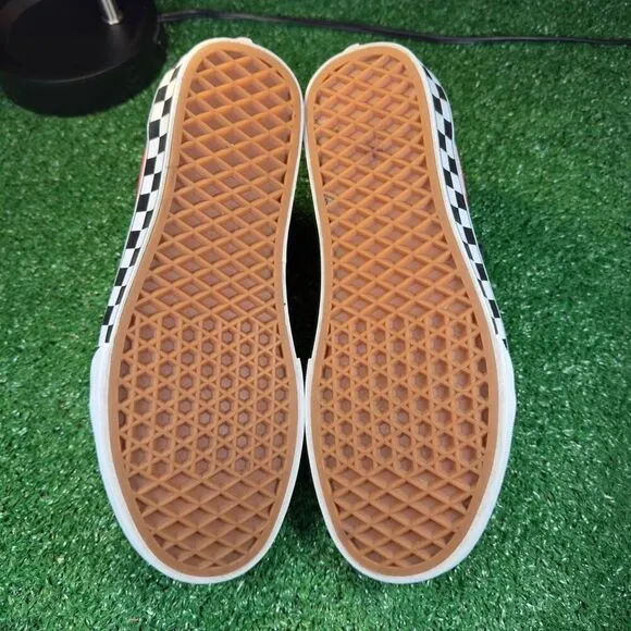 VANS OLD SCHOOL V ‘LOGO POP - Women’s Skate Shoes - SIZE 8