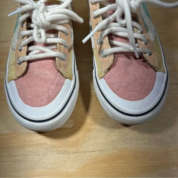 Vans Pastel Rainbow Shoes Women’s Size 5