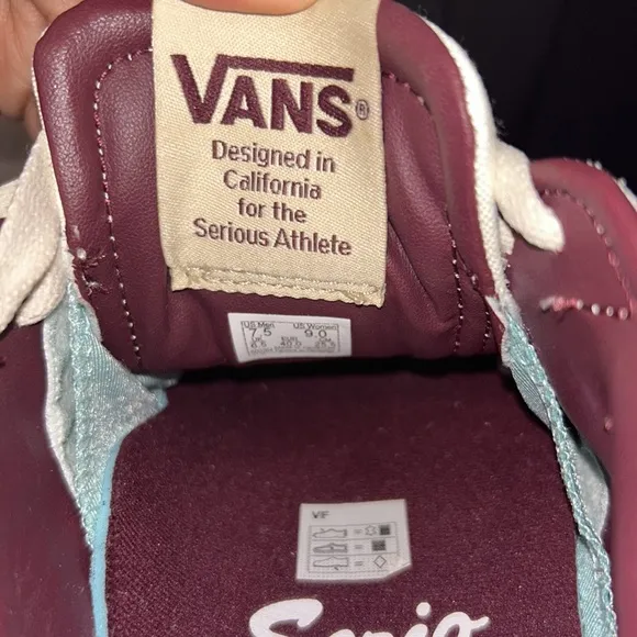 Vans Serio Collection Men’s Shoes, Size 7.5 (W9)