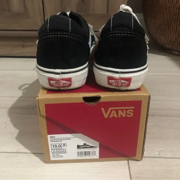 Vans size 10 shoes for teens or adult for men’s