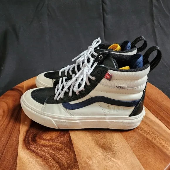 Vans SK8-Hi 2 Varsity Black Blue Marshmallow Shoes Men's Sz 6.5 Women's Sz 8