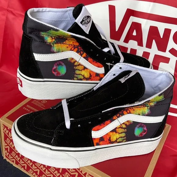 Vans Sk8-Hi TaperedParadoxical Black/MultiVNOA5JMKBMLWMNS Platforms - sneaker