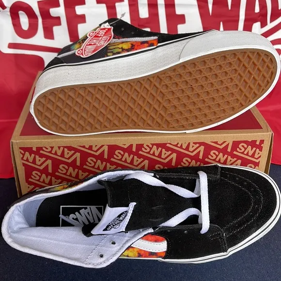 Vans Sk8-Hi TaperedParadoxical Black/MultiVNOA5JMKBMLWMNS Platforms - sneaker