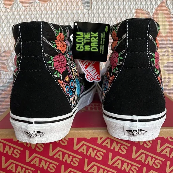 Vans Sk8-HiDia De Los Muertos Black/VNOA7Q5NBMWWMNS sneakers
