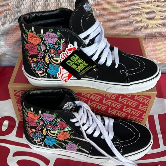 Vans Sk8-HiDia De Los Muertos Black/VNOA7Q5NBMWWMNS sneakers