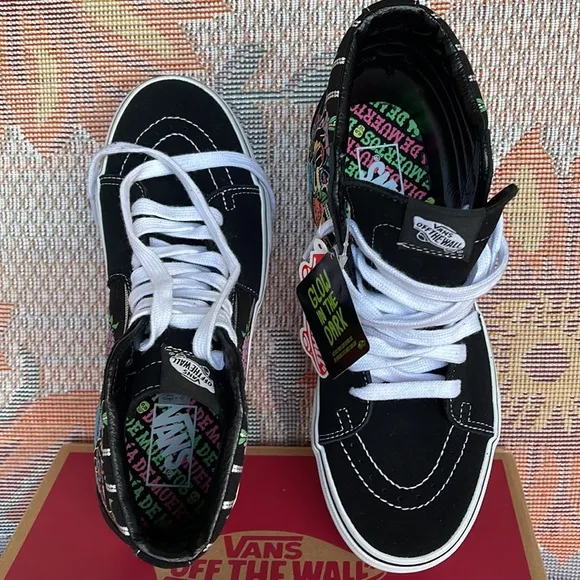 Vans Sk8-HiDia De Los Muertos Black/VNOA7Q5NBMWWMNS sneakers